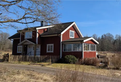 Ett röd hus